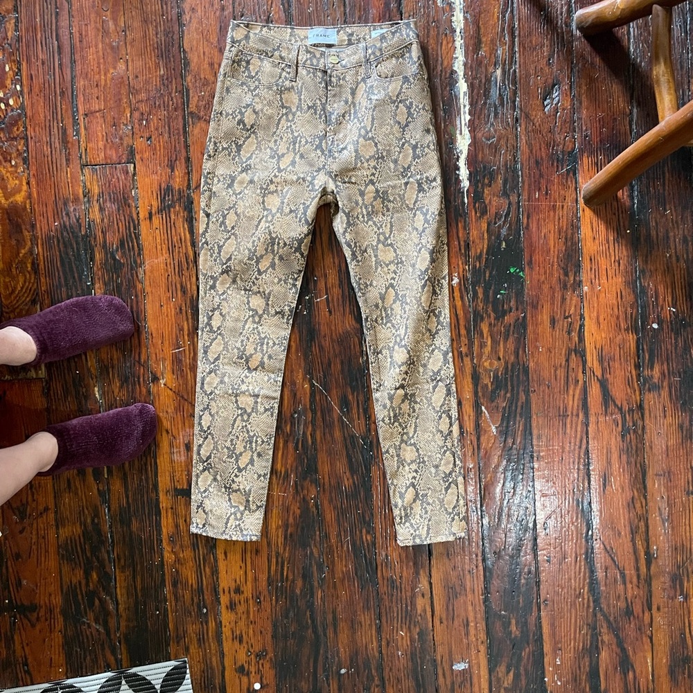 Frame Le Skinny Crop Python Ankle Crop Size 27 Nw… - image 1
